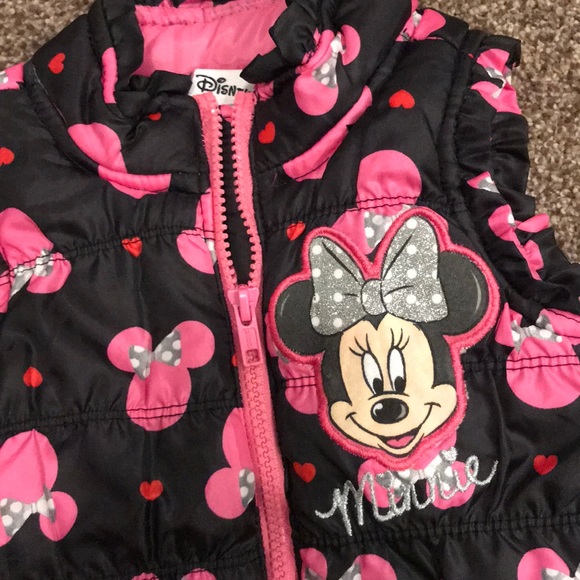 Adorable Minnie Vest - Picture 2 of 5